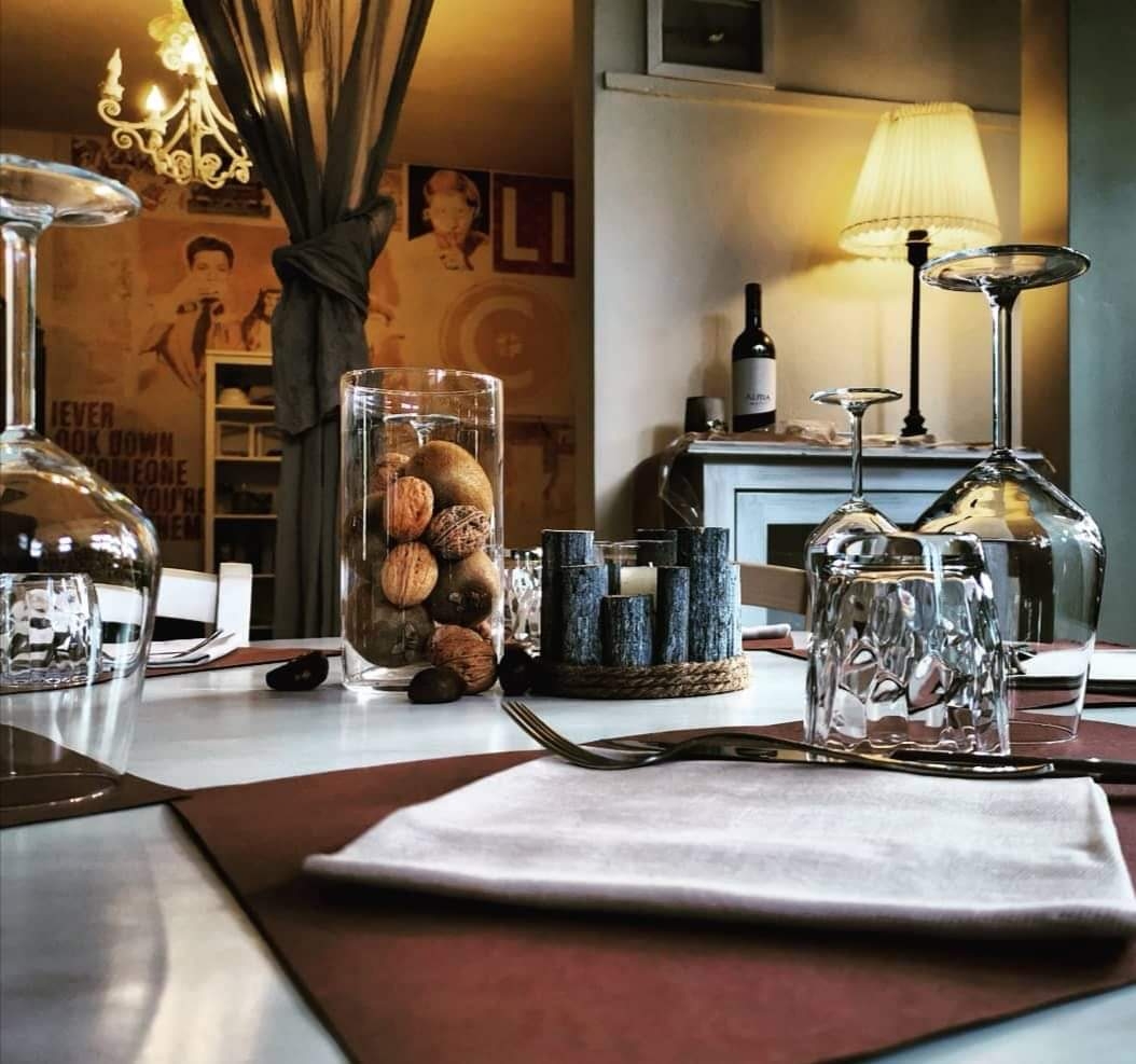 Il Divin Porcello Al Forum Tennis